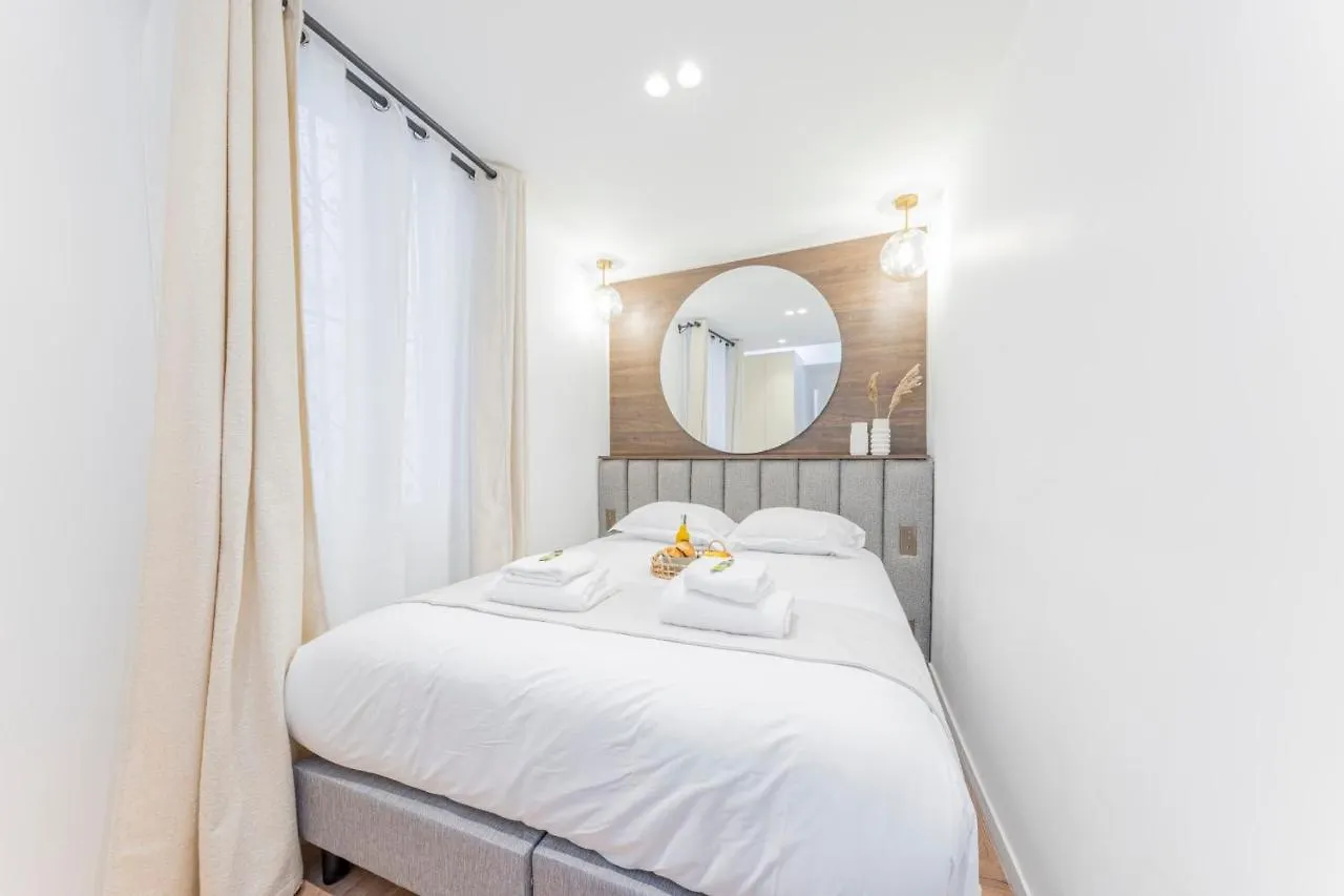 Stunning & Newly Refurbished Apartment Paris